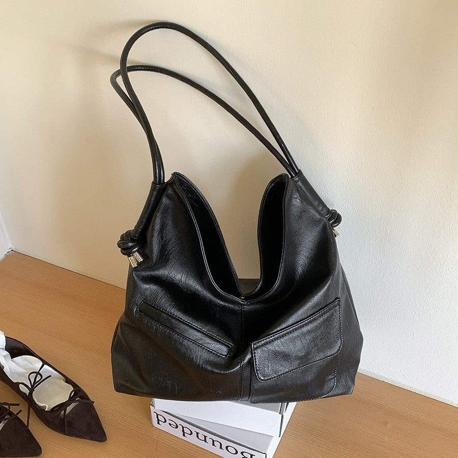Women's Large Capacity Fashion Commuter High Sense Niche Soft Shoulder Bags