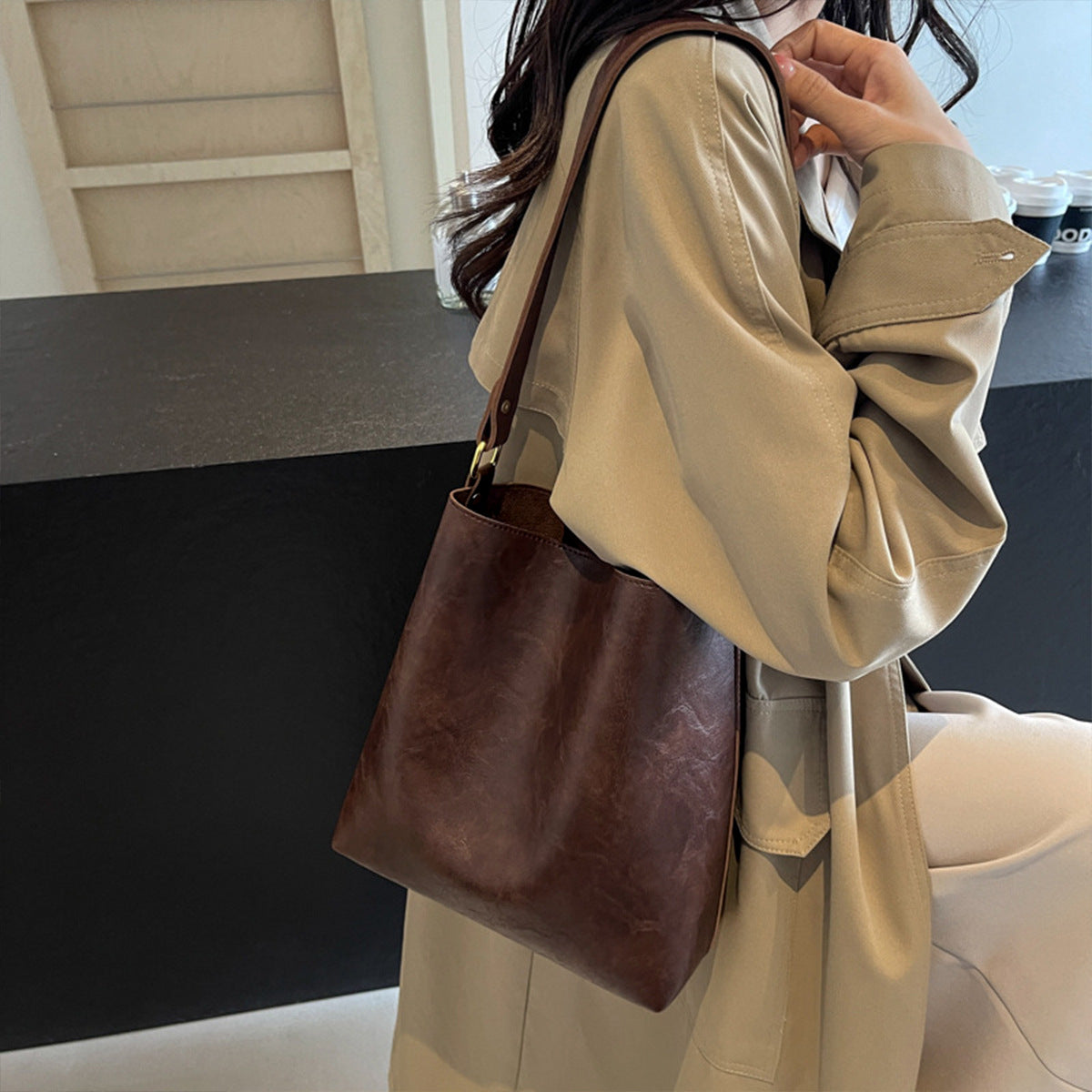 Foxer Fashion Trendy Large Capacity Elegant Underarm Shoulder Bags