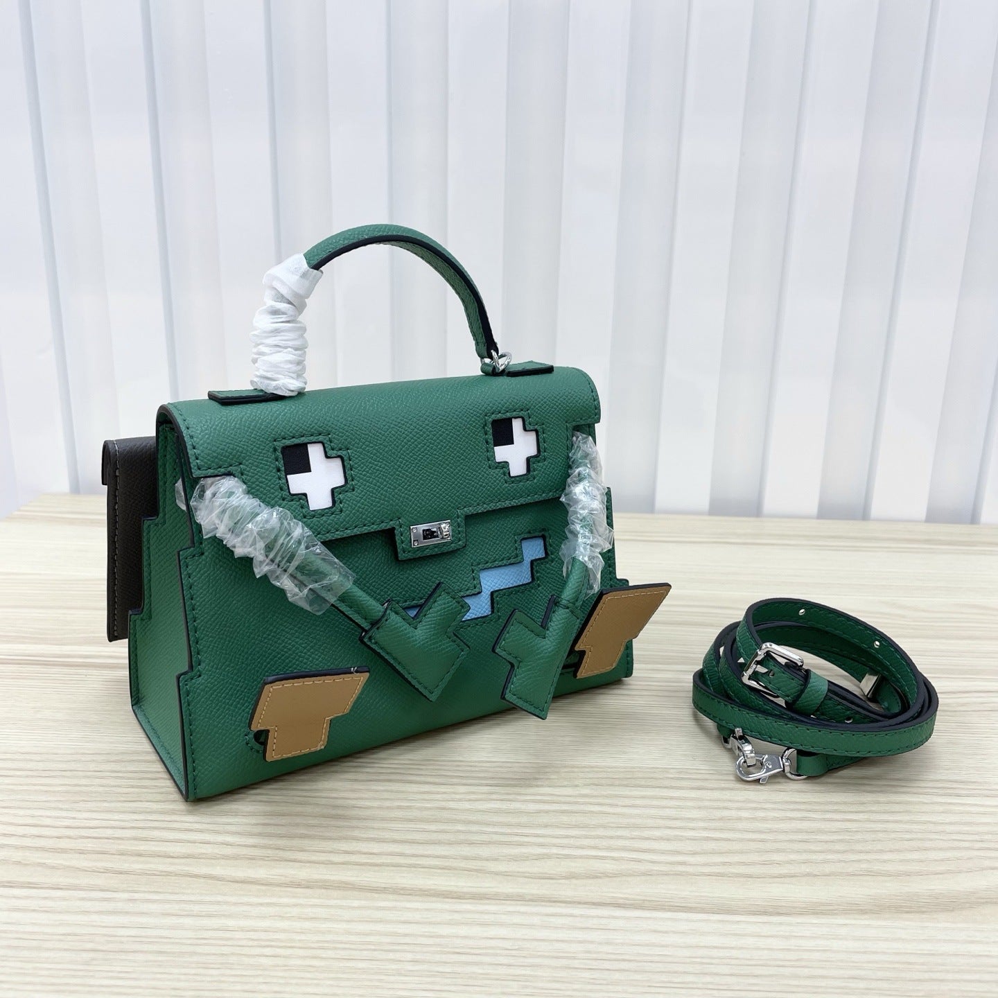 Mosaic Doll Mini Kelly Leather Personality Little Monster Contrast Handbags