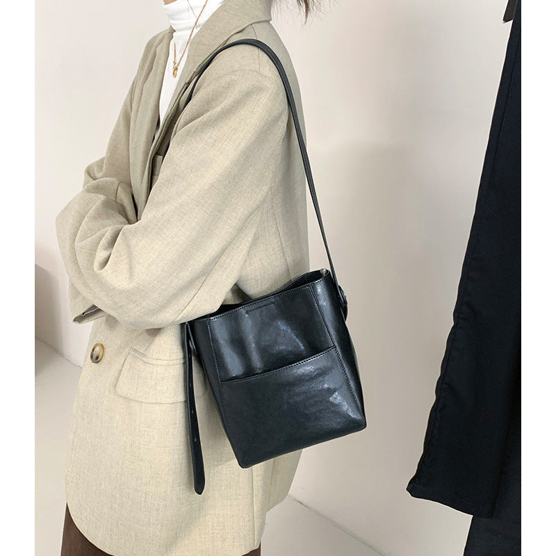 Women's Style Vegetable Tanning Leather Genuine Niche Crossbody Bags