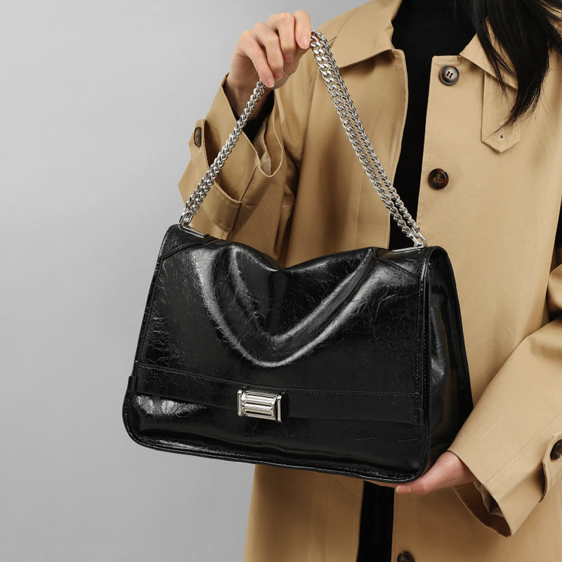 Women's Underarm Versatile Leather Large Capacity Commuter Crossbody Bags