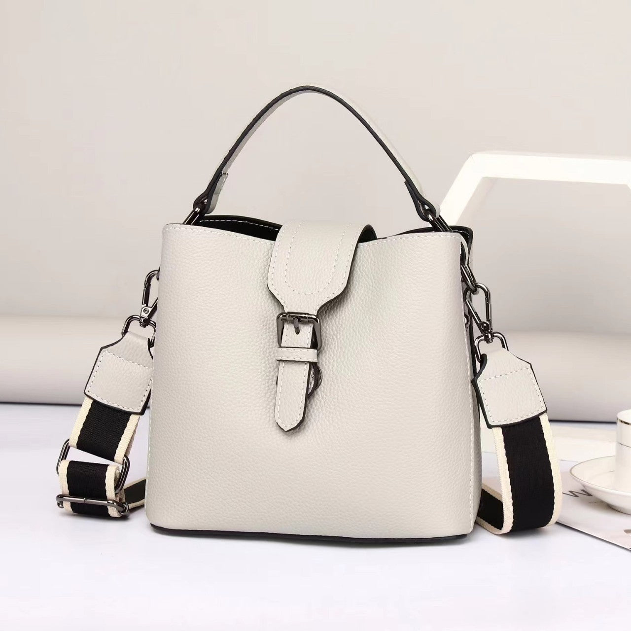 Women's Genuine Leather One Fashion High-grade Large Shoulder Bags