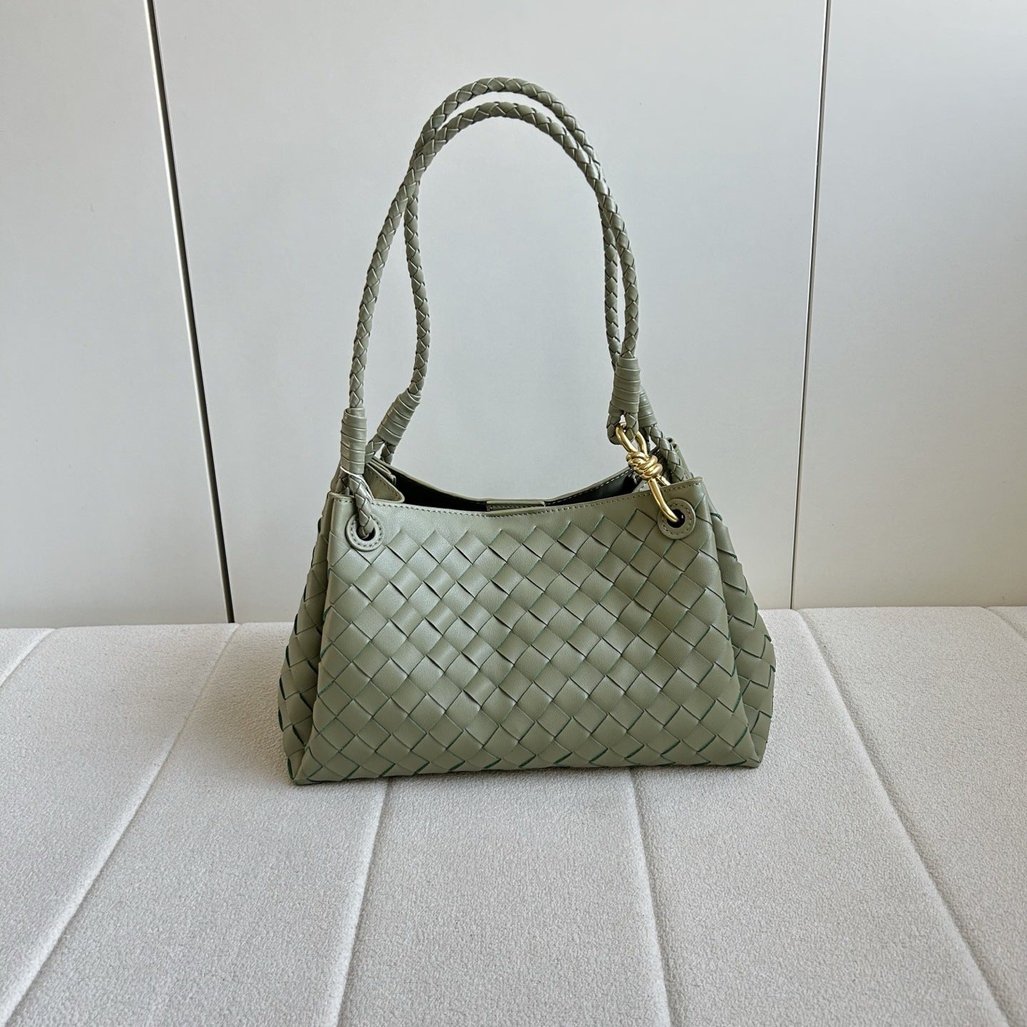 Elegant Women's Parachute Calfskin Woven Metal Shoulder Bags