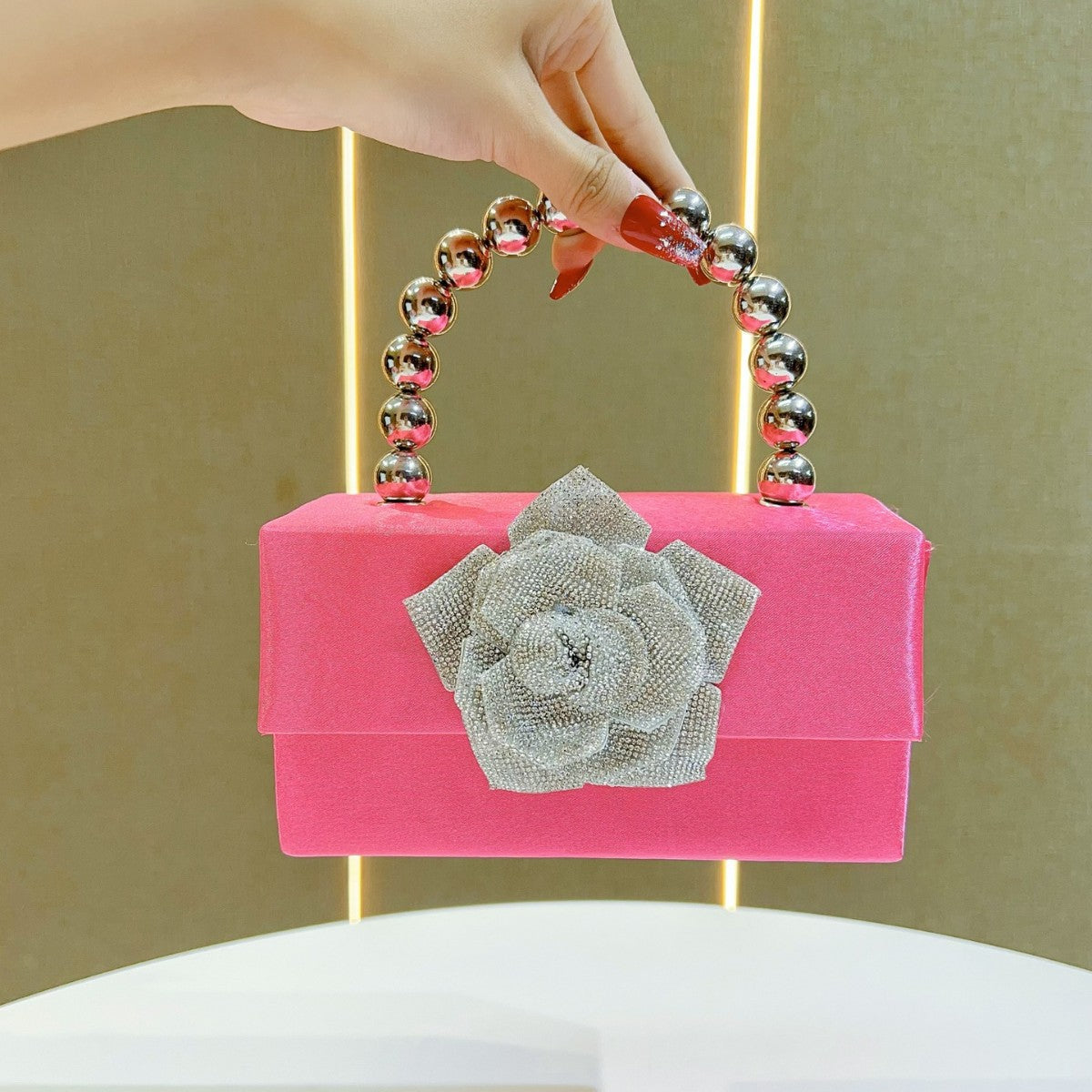 Sequins Banquet Pearl Box Clutch One Handbags