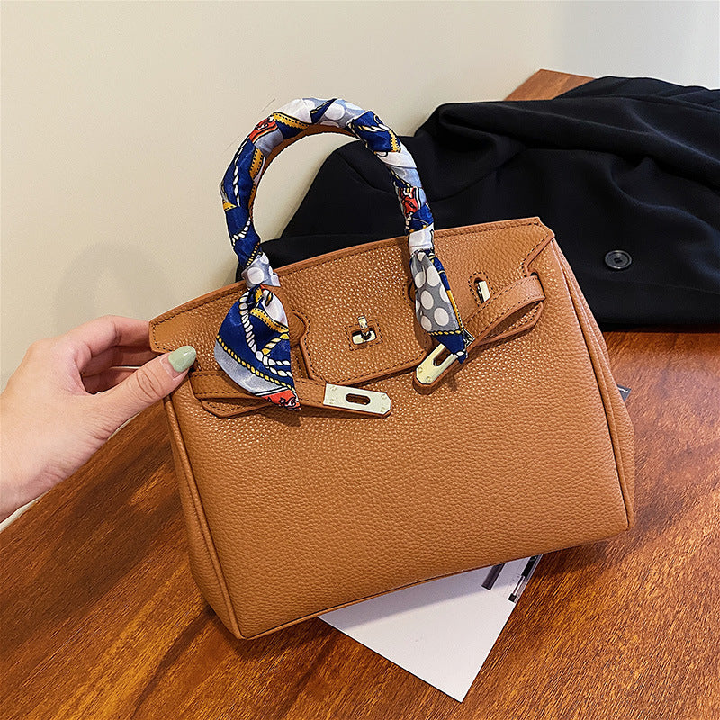 Women's Texture Fashion Red Bridal Large Crossbody Bags