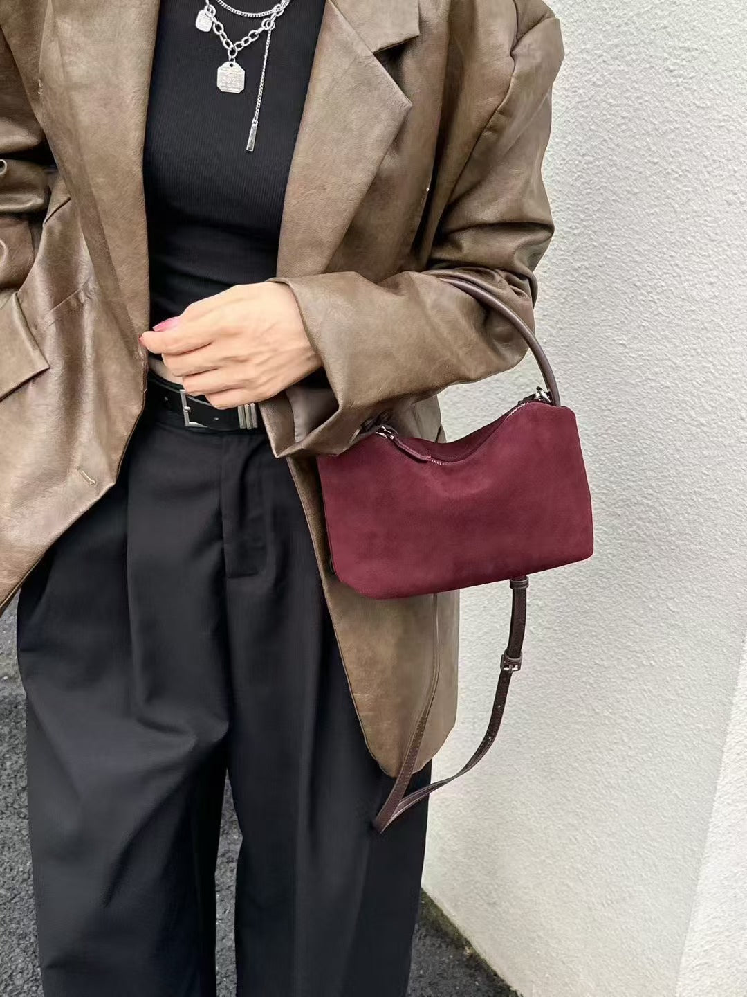 Women's Exquisite Suede Lunch Box Versatile Retro Handbags