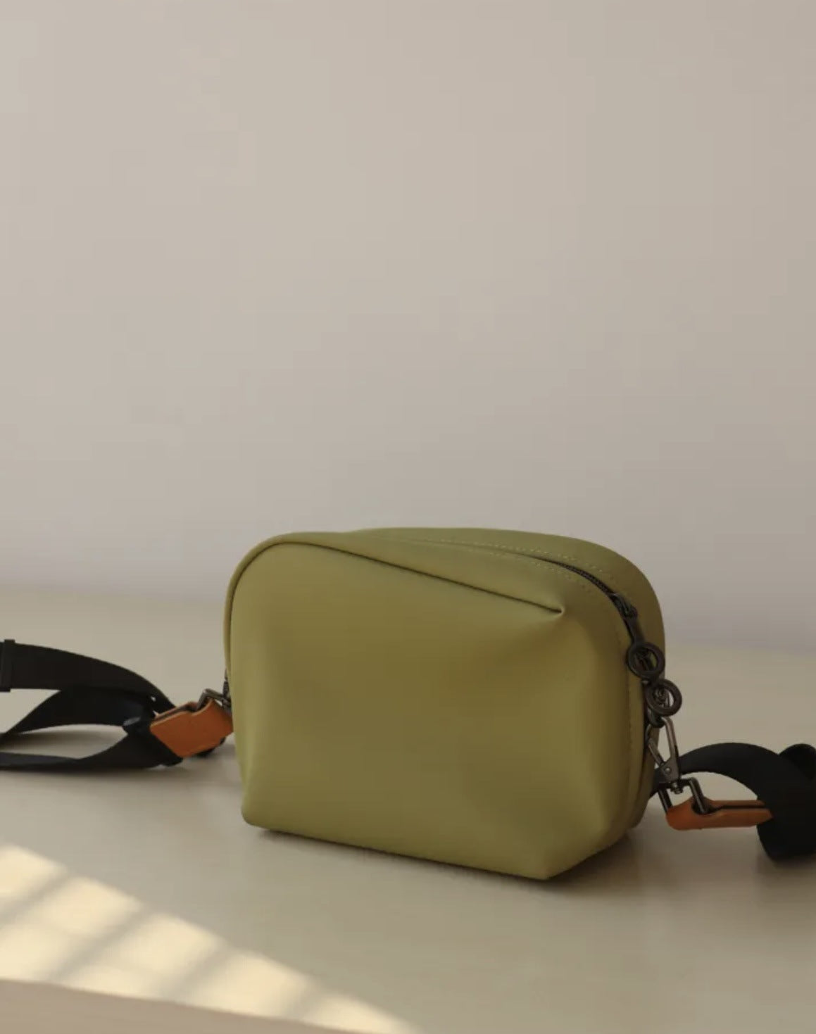 Creative Minority Design Light Cycling Commuter Bags