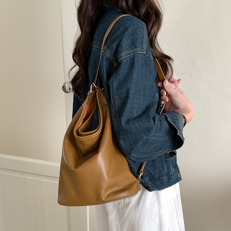 Women's Genuine Leather Commuter Female Comfortable Retro Shoulder Bags