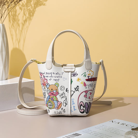 Women's Iti Simple Round Bear Letter Vegetable Crossbody Bags