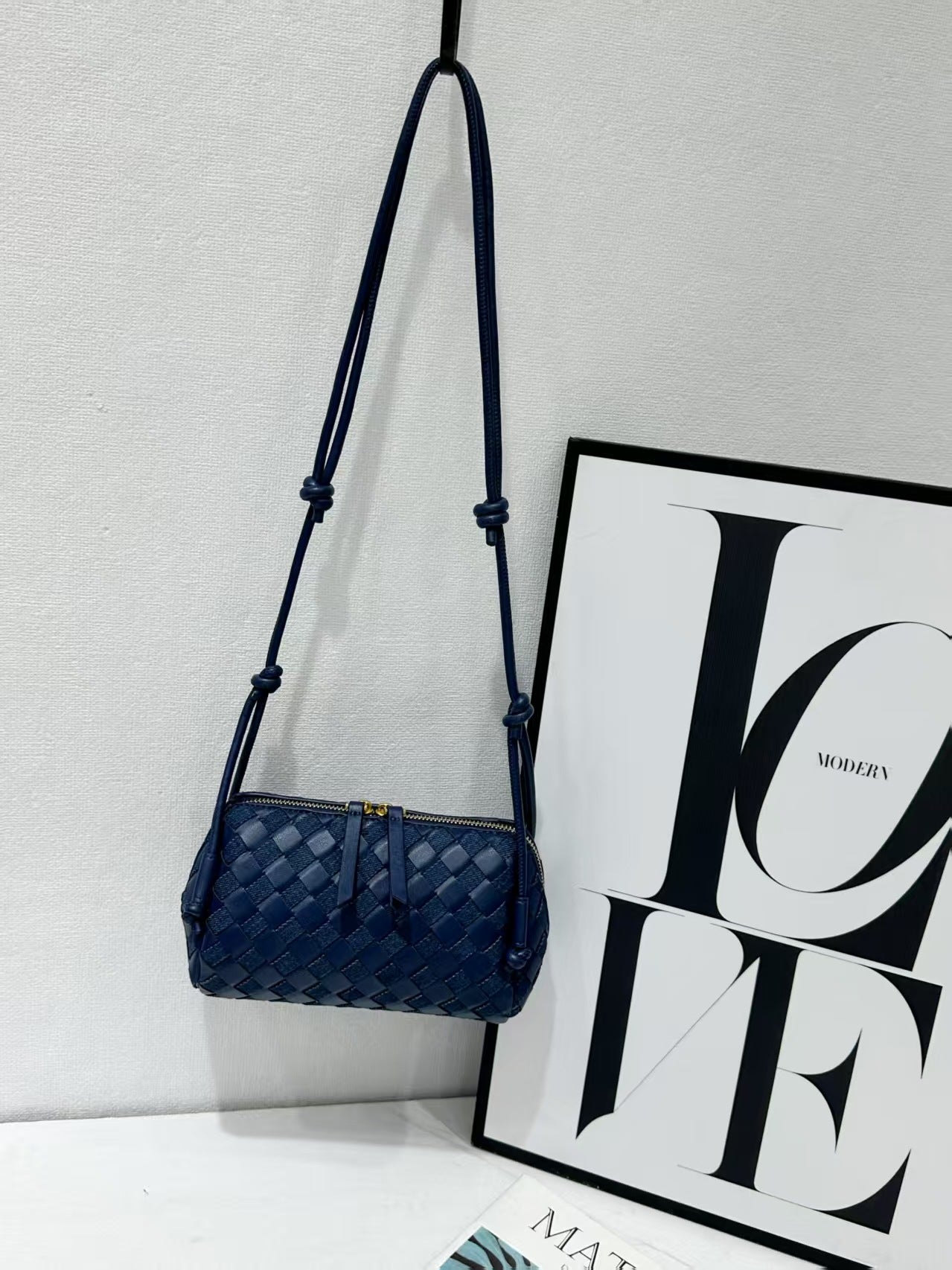 Women's Handmade Cowhide Woven Underarm Fashion Bags