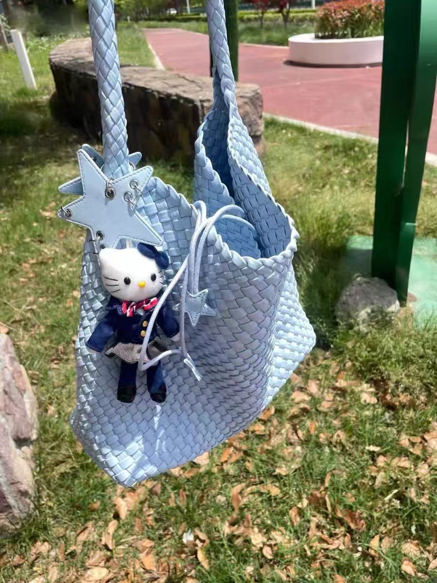 Design Hand-woven Large Capacity Totes Style Bags