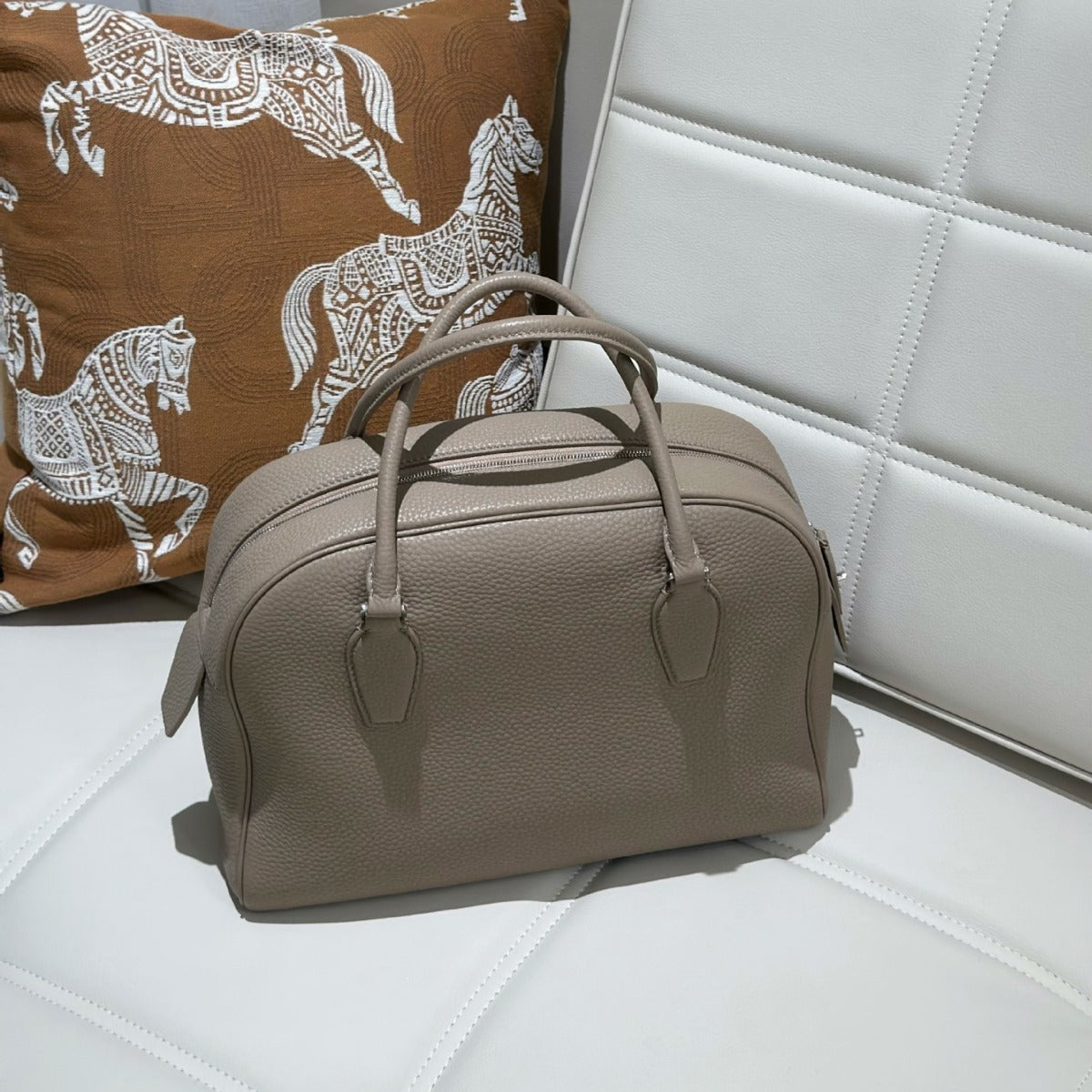 Women's First Layer Cowhide Large Capacity Bowling Vintage Bags