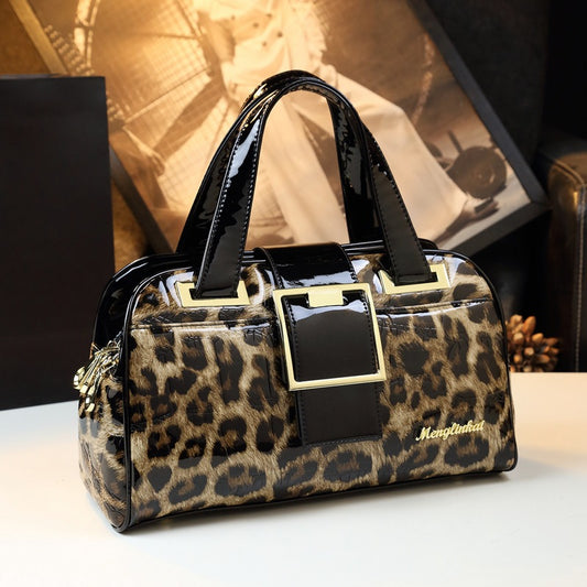 Versatile Large Capacity Lady Temperament Lightweight Handbags