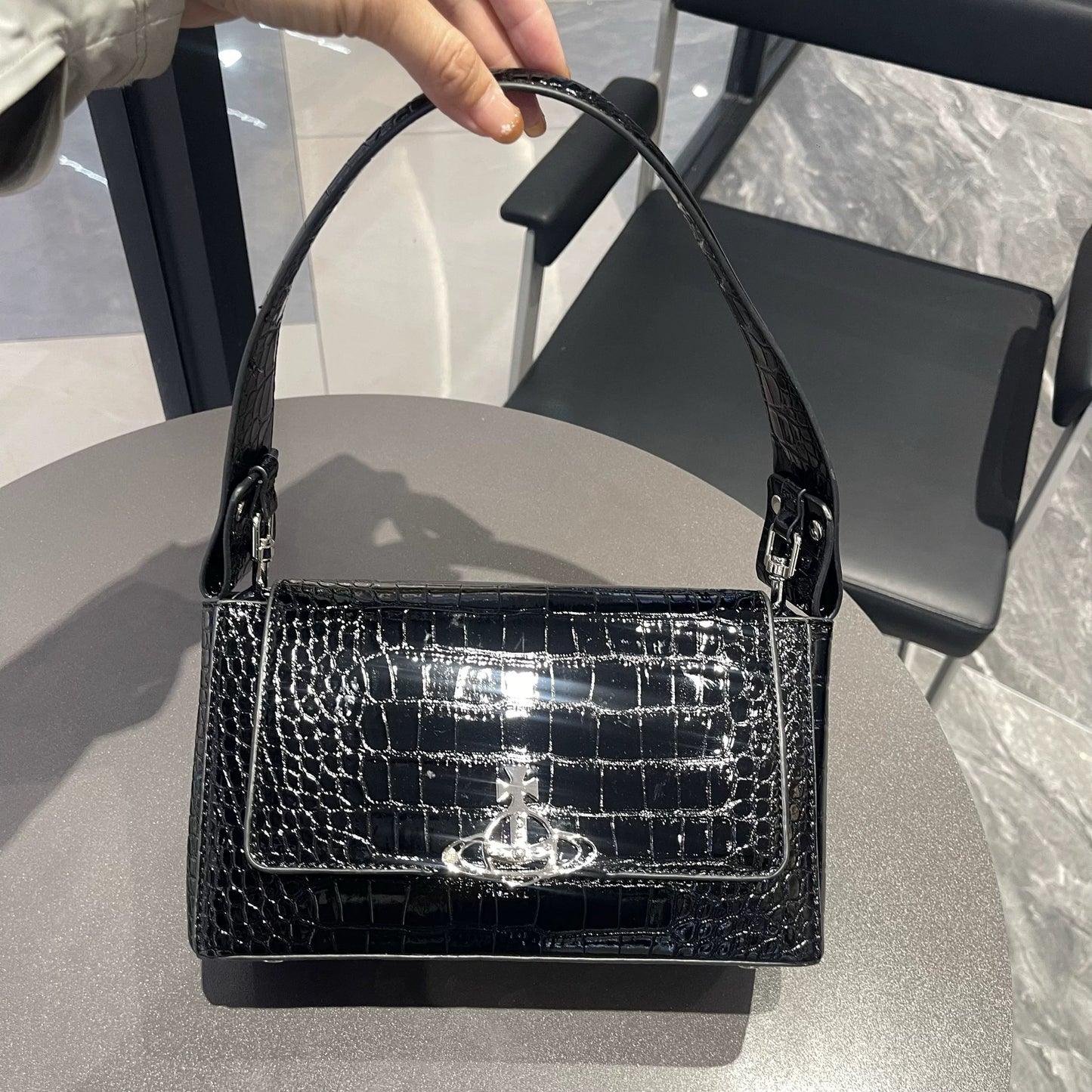 Mother's Hot Patent Leather Crocodile Pattern Baguette Crossbody Bags