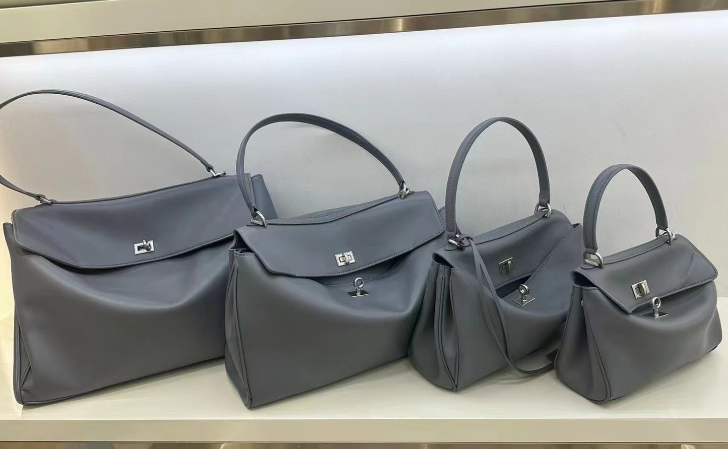 Retro Fashionable Cowhide Kelly Large Capacity Handbags