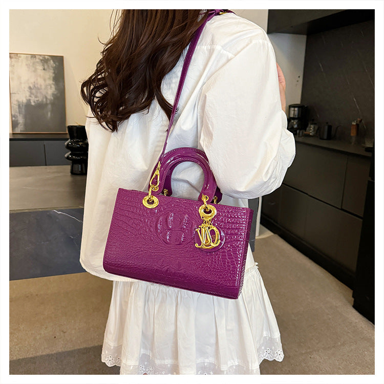 Women's Fashion Portable Crocodile Pattern Diana Shoulder Bags