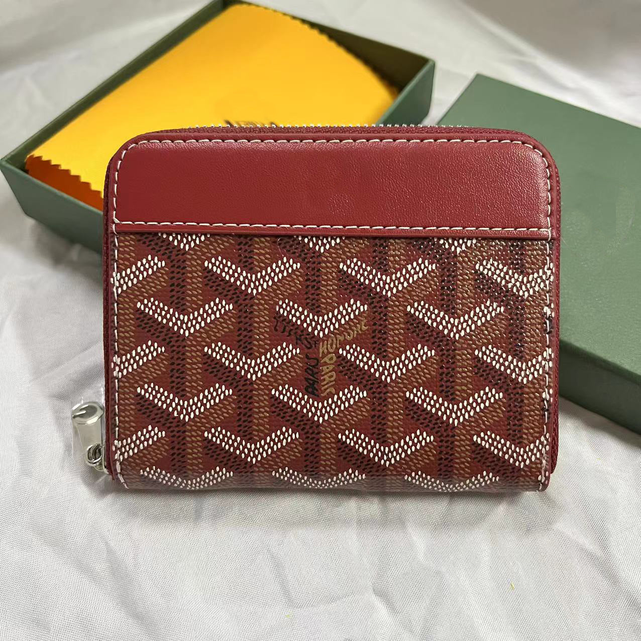 Women's Dog Teeth Short Zipper Storage Purses