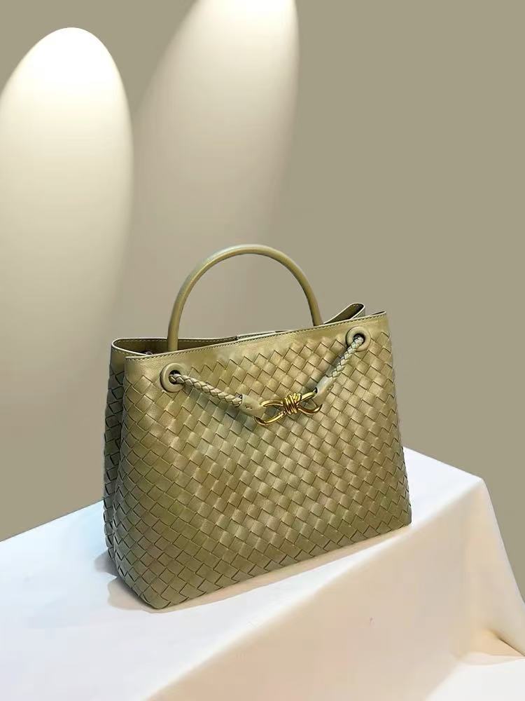 Attractive Women's Fashion Woven Spring Texture Handbags