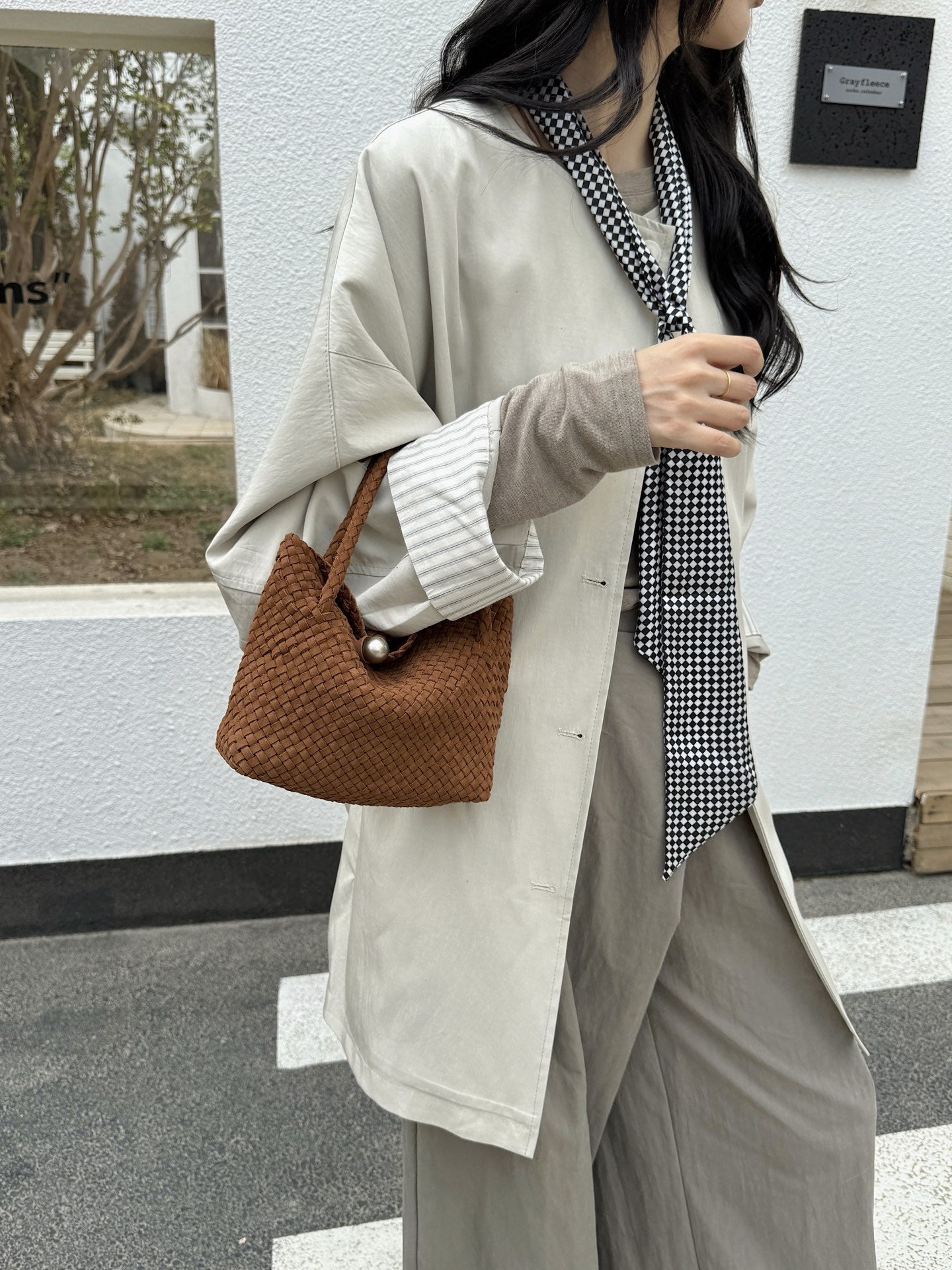 Women's Retro Minority Design Portable Exquisite Vegetable Handbags