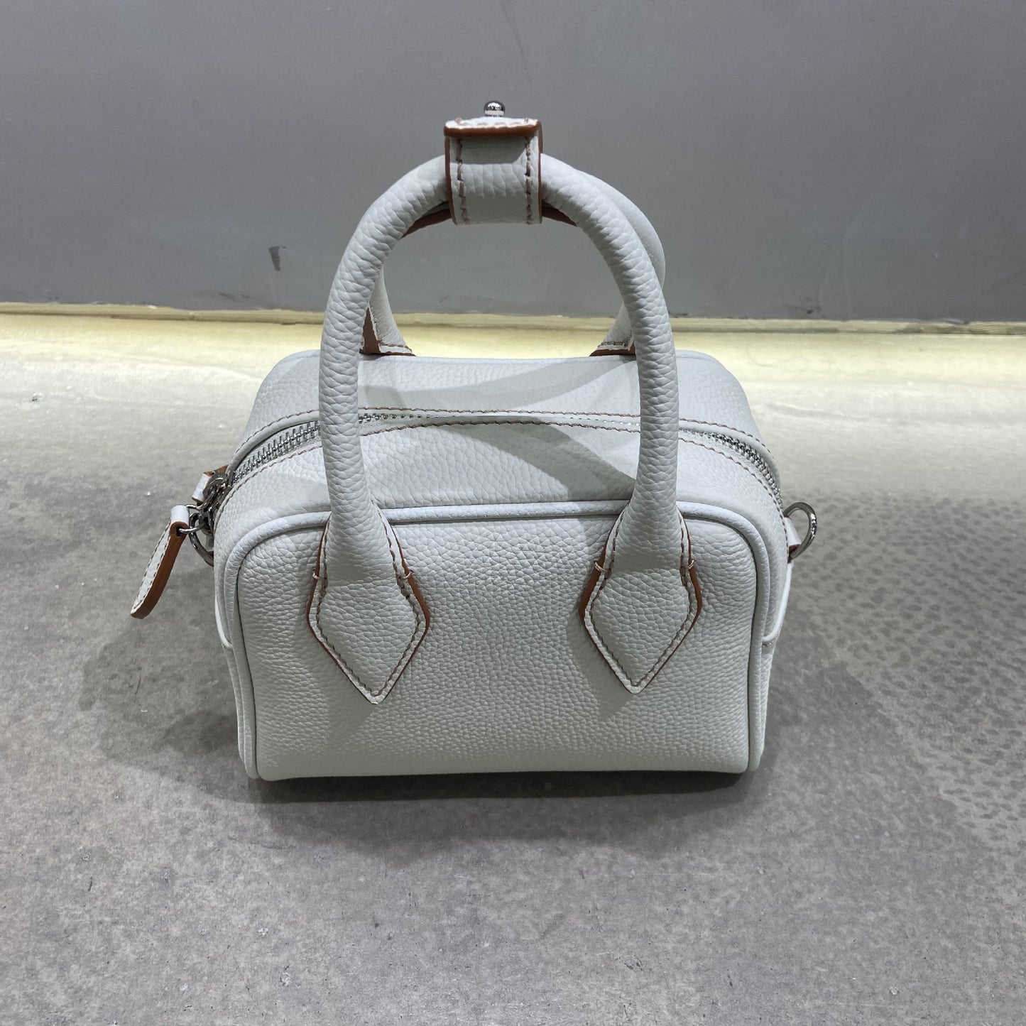 Advanced Version Niche First Layer Cowhide Portable Mini Bags