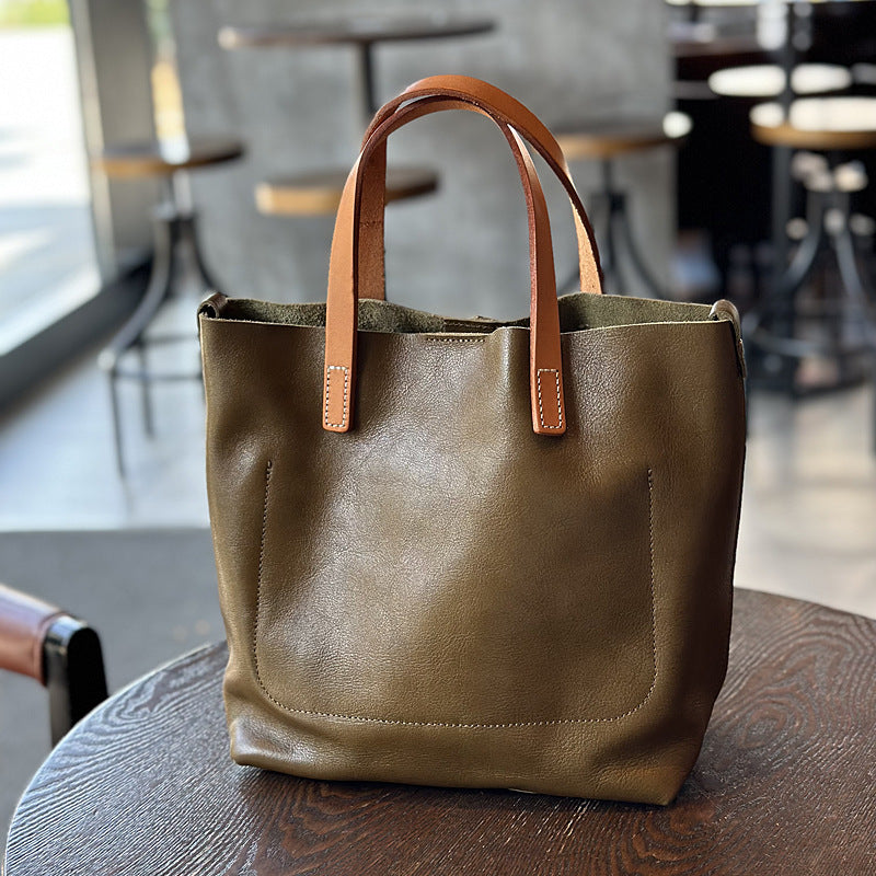 Women's Retro Cowhide Simple Elegant Commuter Genuine Handbags