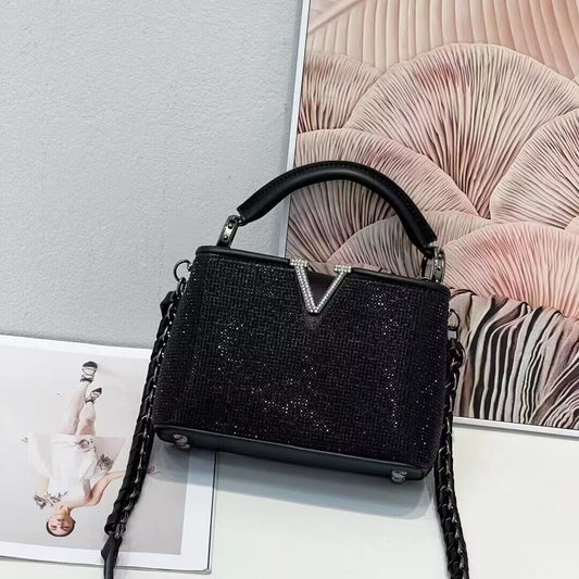 Women's Mini Diamond Rhinestone Flip Retro Chain Handbags