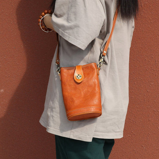 Women's Mobile Genuine Leather Artistic First Layer Crossbody Bags