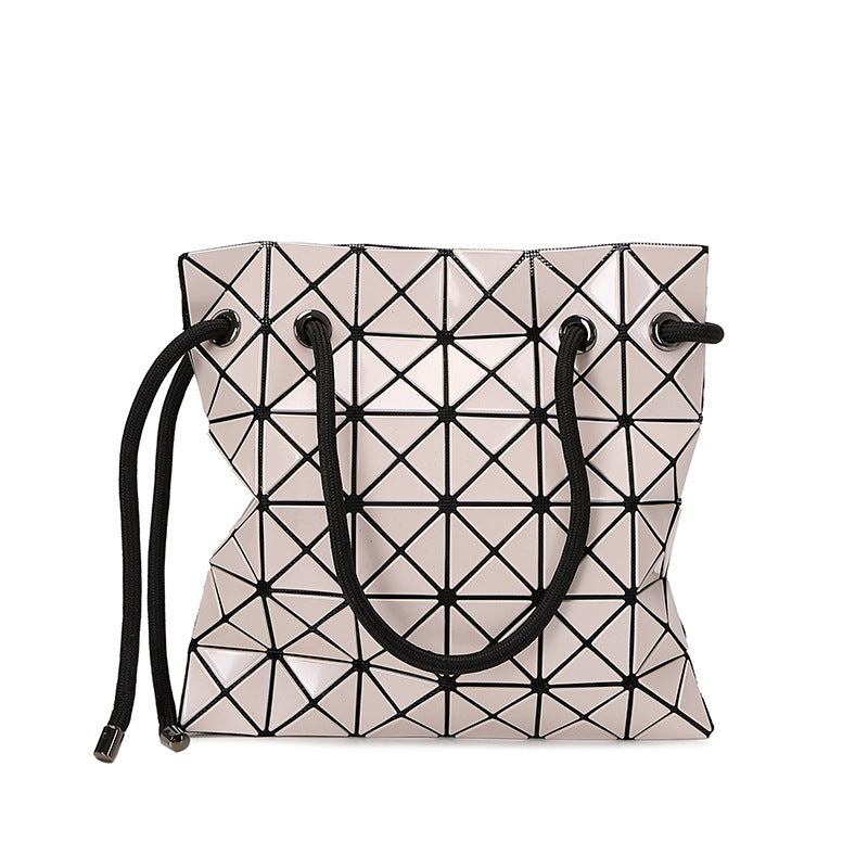 Women's Triangle Drawstring Rhombus Single Life Shoulder Bags