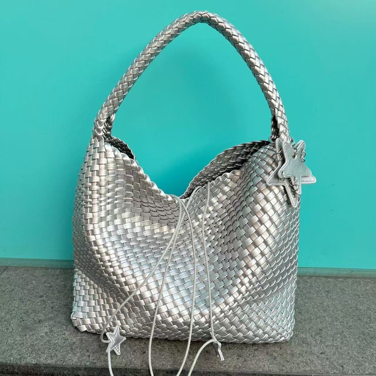 Design Hand-woven Large Capacity Totes Style Bags