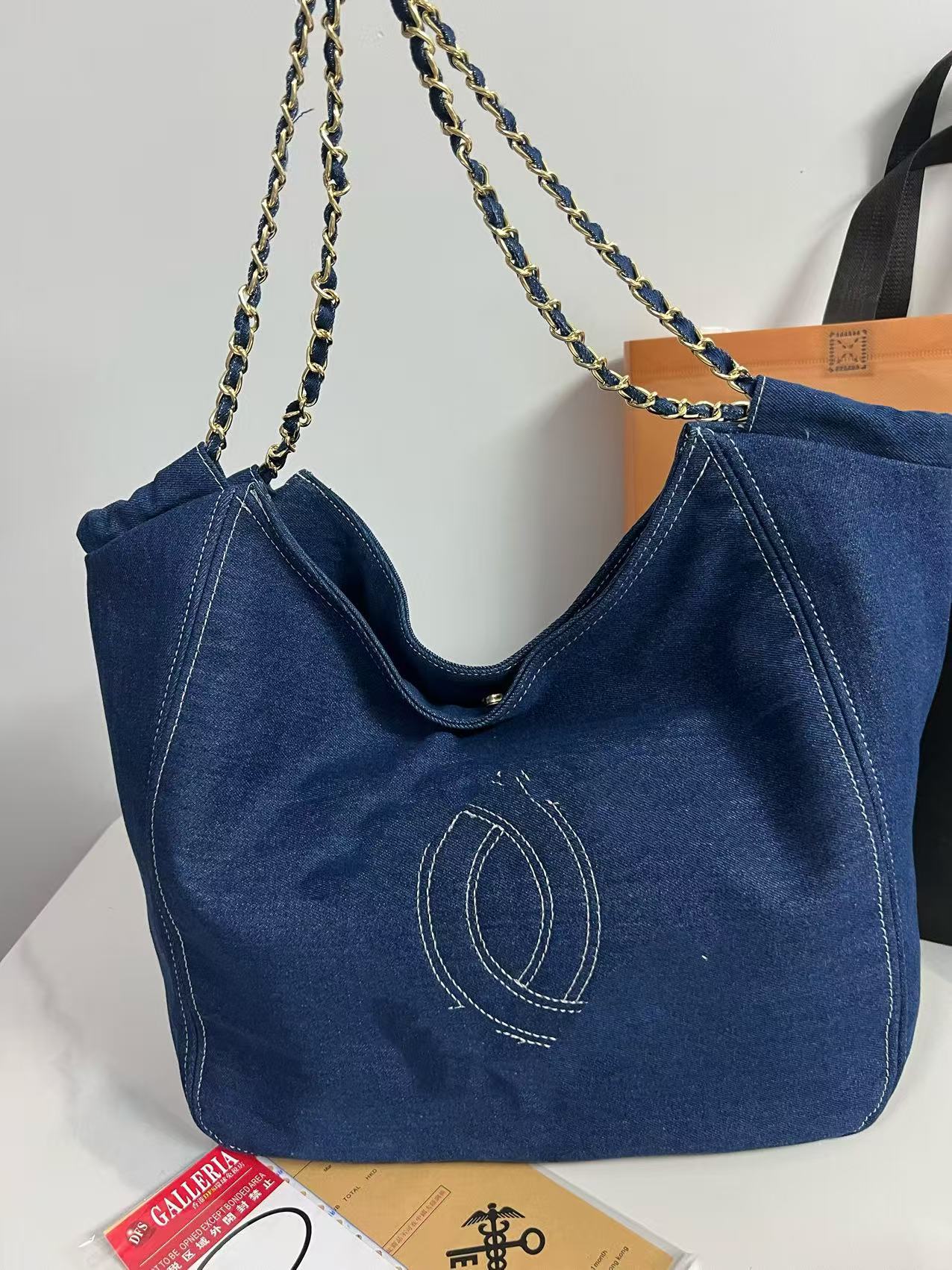 Charming New Denim Chain Commuter Embroidery Bags