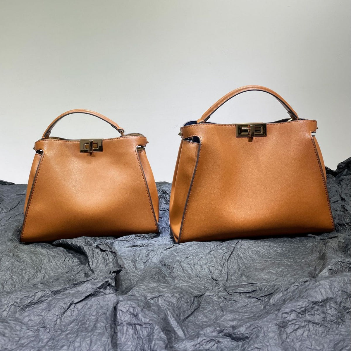 Women's Genuine Leather With Cat Design Catch Crossbody Bags