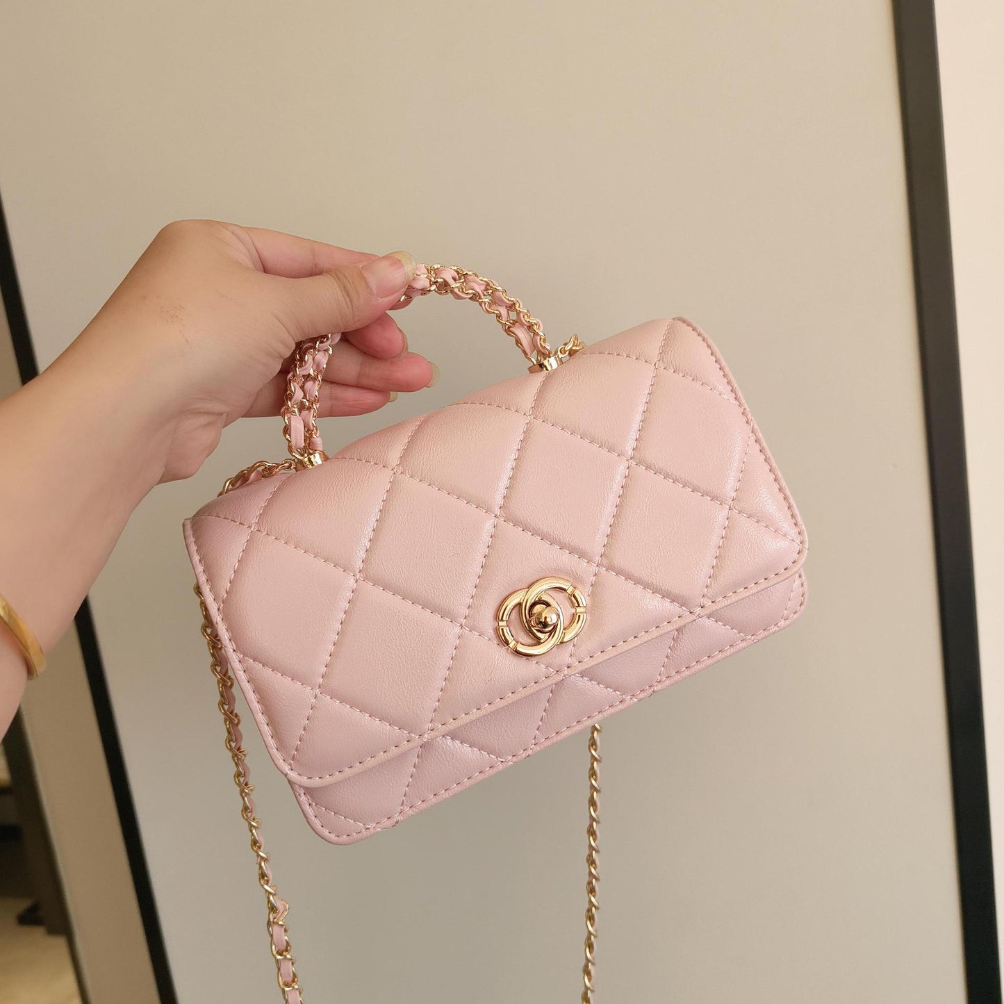 Women's Leather Classic Style Rhombus Chain Fashion Crossbody Bags