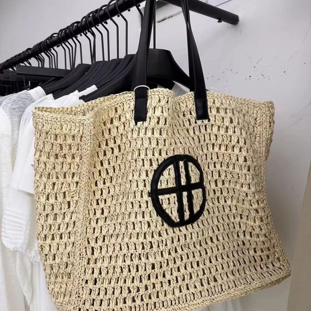 Women's Fashionable Contrast Color Straw Design Portable Shoulder Bags