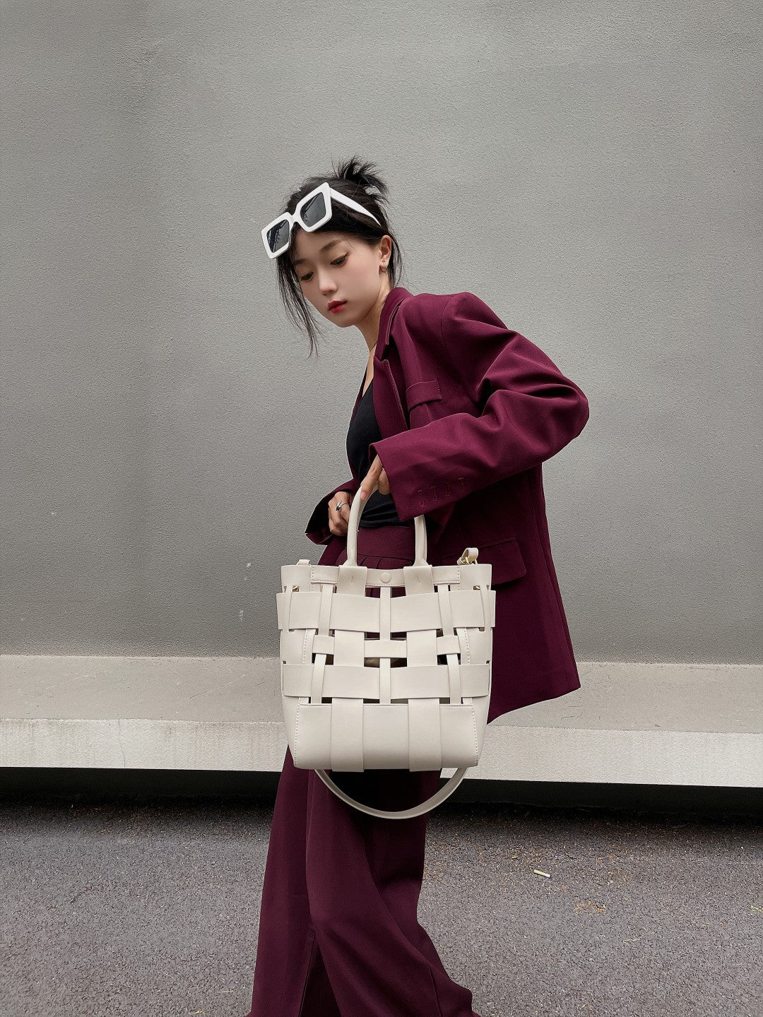 Niche Hollow Design Fashion Authentic Leather Weave Large Handbags