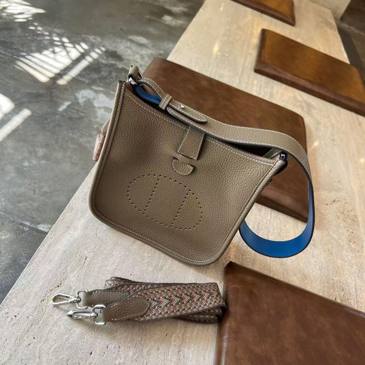 Women's First Layer Cowhide Underarm Leather Crossbody Bags