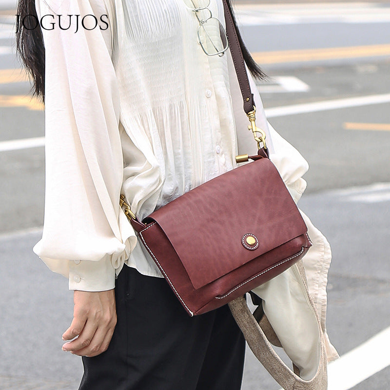 Women's Retro Fashion Flip Top Layer Leather Shoulder Bags