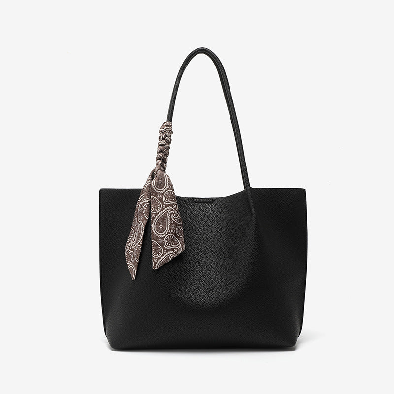 Women's Underarm Niche High-grade Large Capacity Class Shoulder Bags