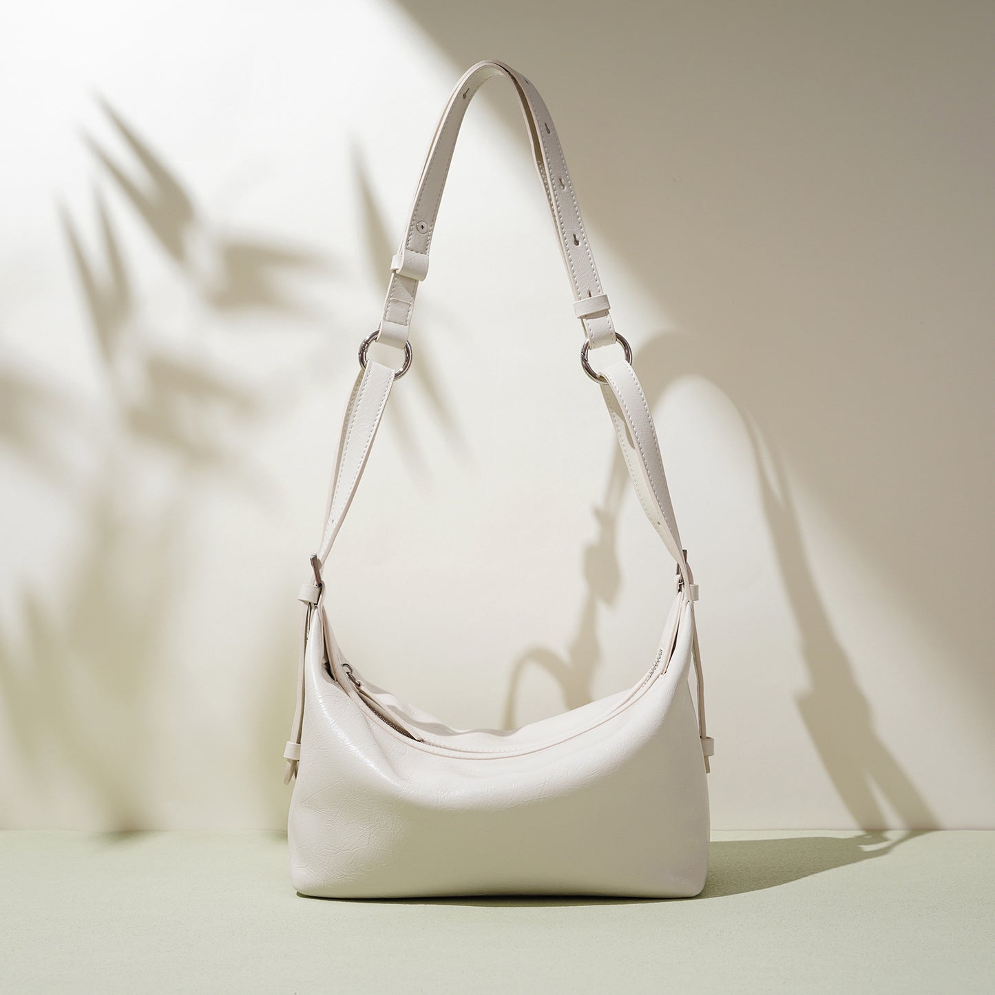 Women's Fashion Simple Leather Niche Oil Wax Shoulder Bags