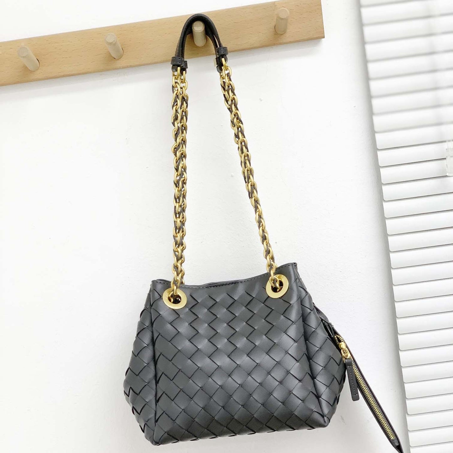 Women's Parachute Handmade Genuine Leather Woven Commuter Crossbody Bags