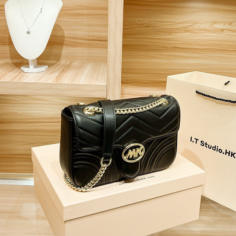 Women's Genuine Leather Wine God Diamond Pattern Crossbody Bags