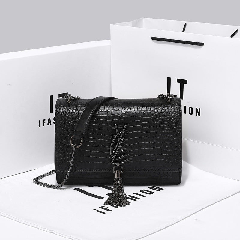 Women's Luxury Genuine Leather Crocodile Pattern Tassel Shoulder Bags