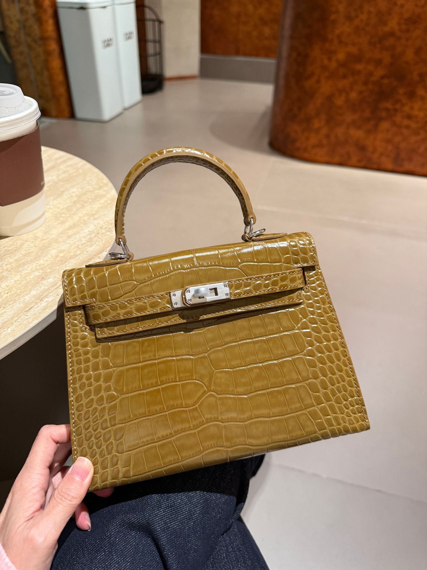 Texture First Layer Crocodile Pattern Versatile Cowhide Second Generation Shoulder Bags