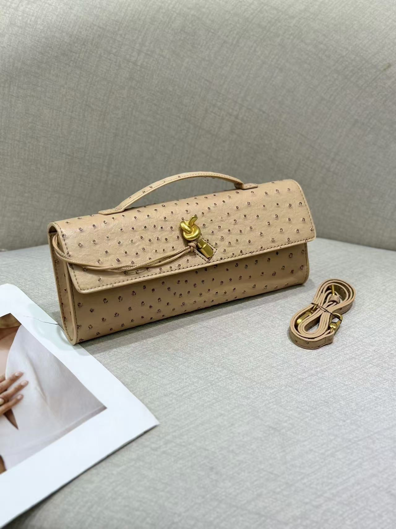 Ostrich Grain Dinner Baguette Exquisite Versatile Crossbody Bags
