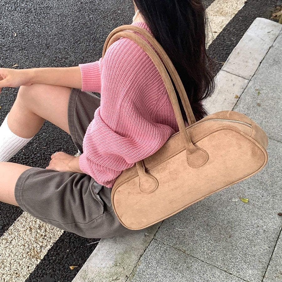 Women's Suede Baguette Fashion Arc Underarm Plush Shoulder Bags