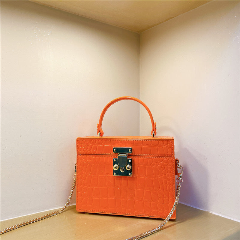 Women's New Elegant Box Chain Portable Bags