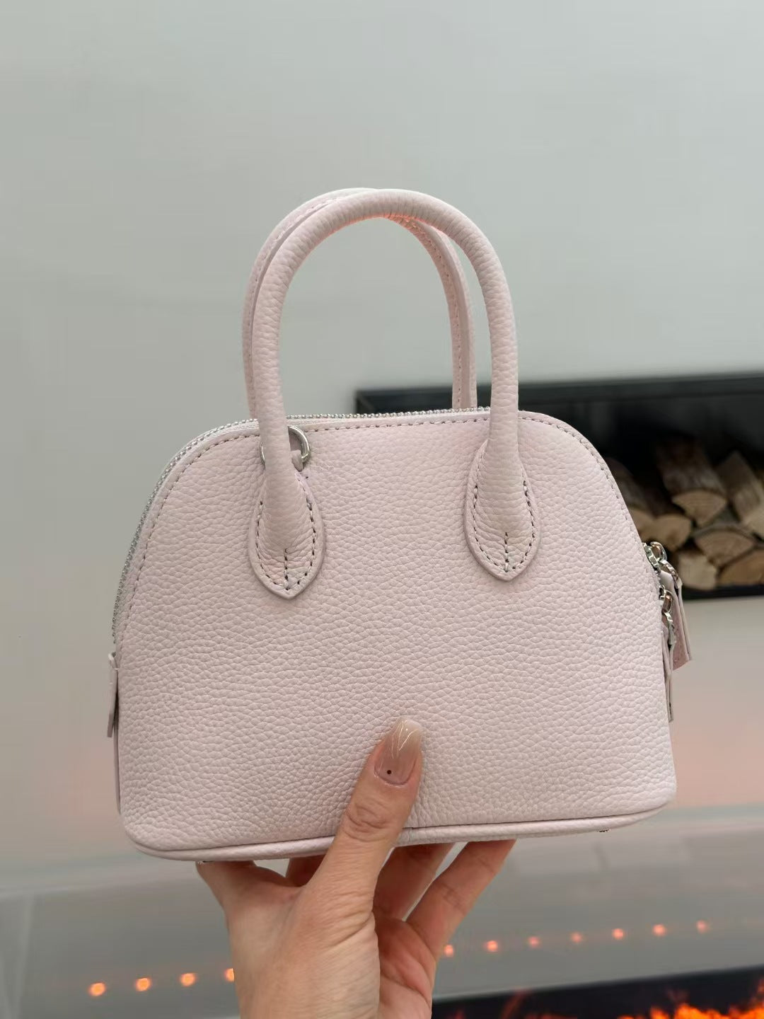 Cool Women's Genuine Leather Shell Fashionable Handbags