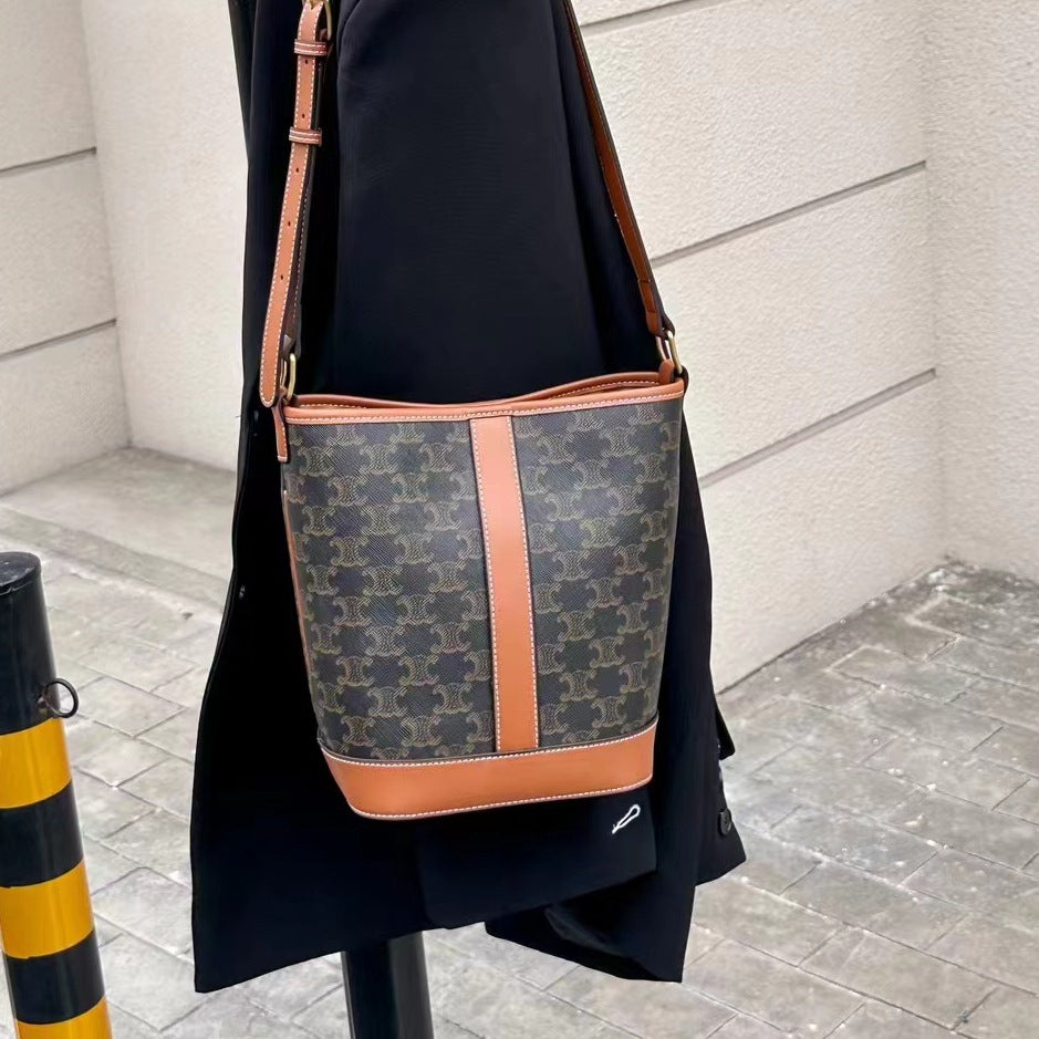 Women's Arc Cowhide Spring Fashion Advanced Texture Handbags