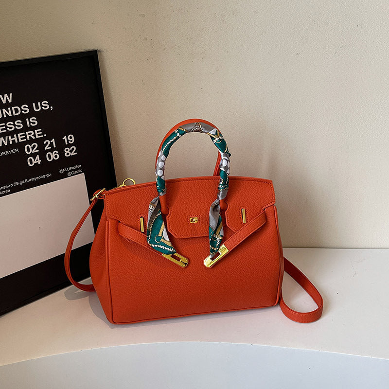 Comfortable Women's Large Capacity Fashionable High-grade Handbags