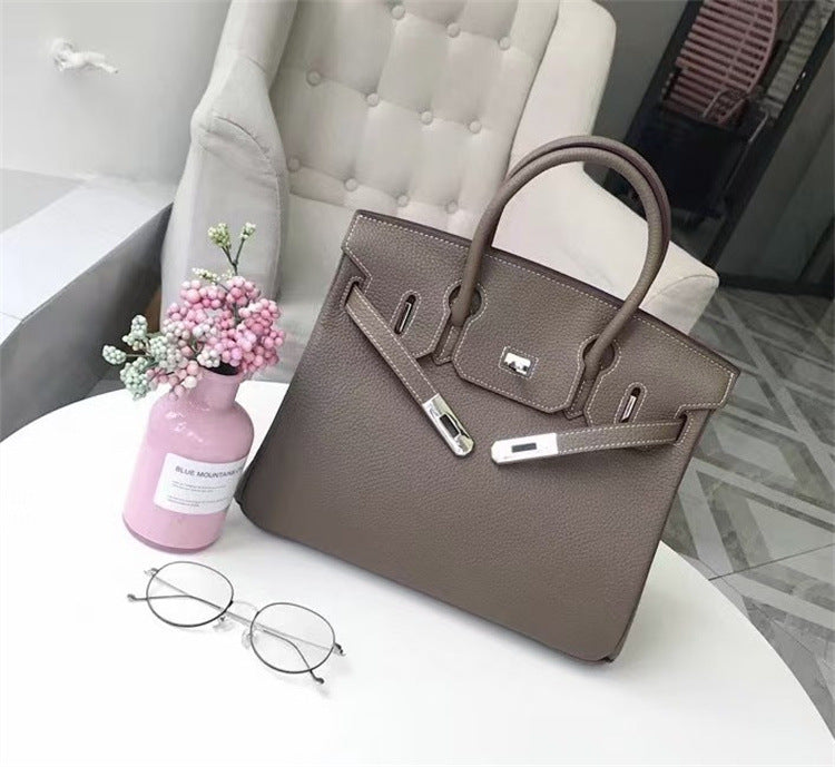 Women's Milkshake White Lychee Pattern First Layer Bags