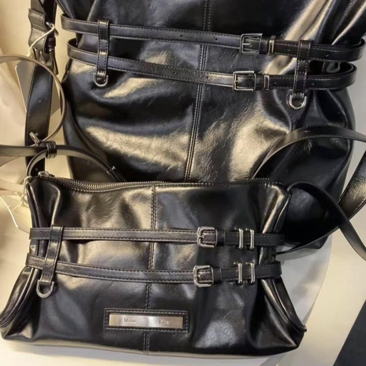 Women's Korean Style Solid Color Metal Letters Handbags